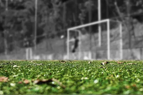 RFEF zdecydowała po derbach Madrytu. Trzy zawieszenia