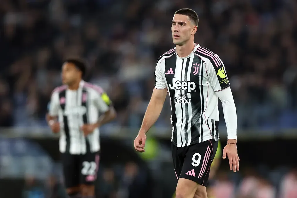 Vlahović i Juventus: Trudne negocjacje kontraktowe