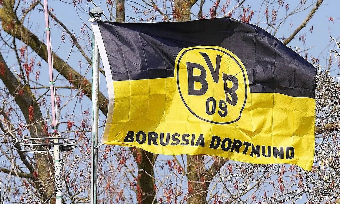 Borussia Dortmund rezygnuje z transferu Saida El Mali – wysoka cena zaporą