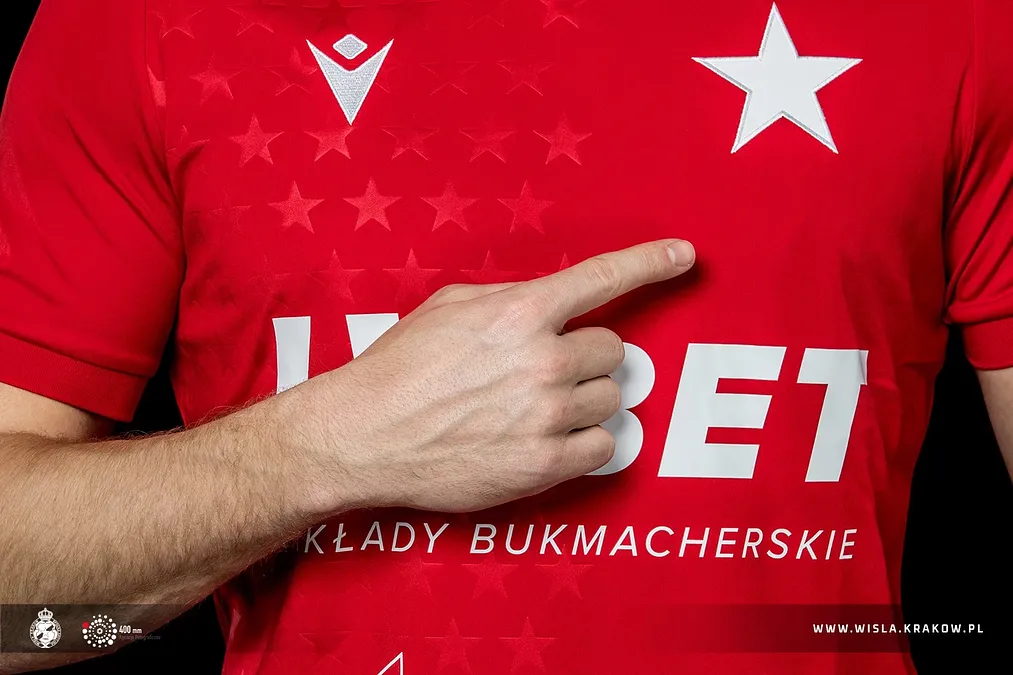 Wisła Kraków triumfuje na otwarcie sezonu, GKS Katowice pokonane