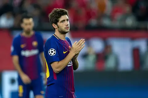 Kibice Barcelony oddali hołd Sergiemu Roberto przed meczem z PSG