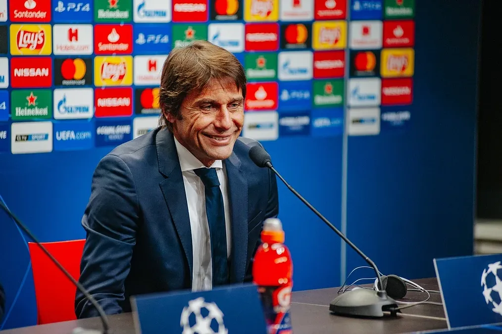 Manchester United ma kandydata na nowego trenera. To Antonio Conte