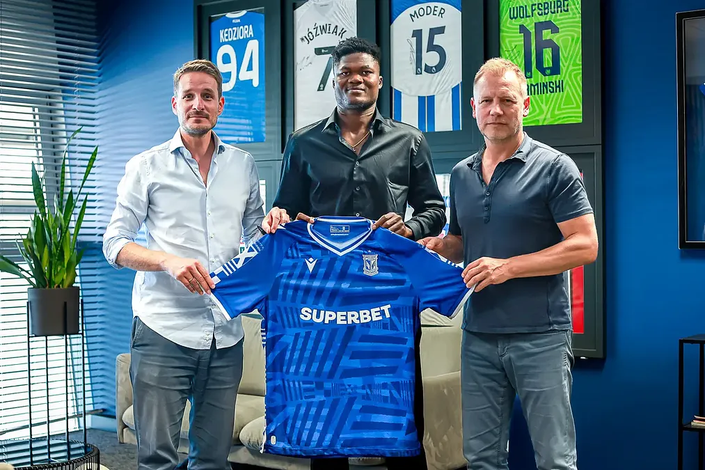 Terry Yegbe dołącza do Lecha Poznań — hitowy transfer za 3 miliony euro