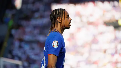 Bradley Barcola zdradził, co najbardziej zaskoczyło go w Premier League