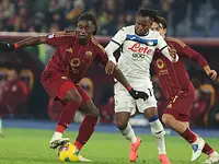 Atlético Madryt wygrało z Manchesterem United. Barrios i Lookman z golami