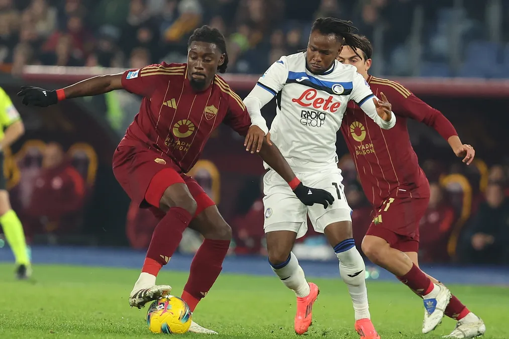Atlético Madryt wygrało z Manchesterem United. Barrios i Lookman z golami