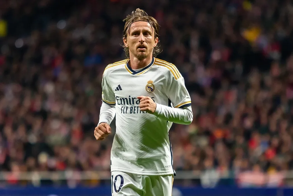 Modrić dyktuje warunki pozostania w Milanie