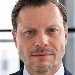 Michael Gorzynski przejął 40 procent akcji Legii Warszawa | GalaktycznyFutbol