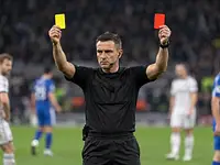 Żółta i czerwona kartka w piłce nożnej: za co są, druga kartka i zawieszenie