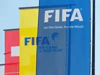 Wenger krytykuje plan FIFA na prywatne inwestycje