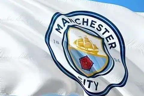 Elliot Anderson dołącza do Manchesteru City za rekordową sumę