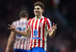 Arsenal stawia na Juliana Alvareza, Barcelona szuka alternatyw