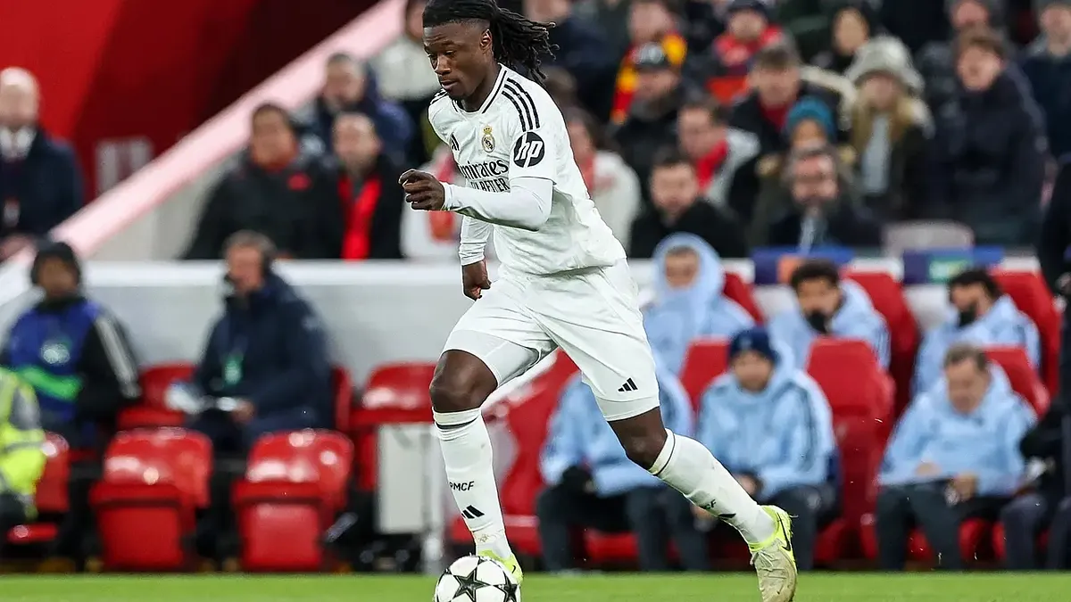 Real Madryt sprzedaje Camavingę do Manchesteru City?