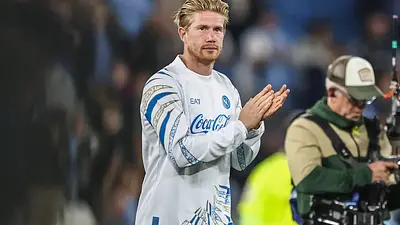 Kevin De Bruyne dalej w barwach Napoli! Co z przyszłością Conte?