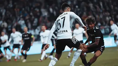 Legia Warszawa triumfuje nad Zagłębiem Lubin w pojedynku Ekstraklasy