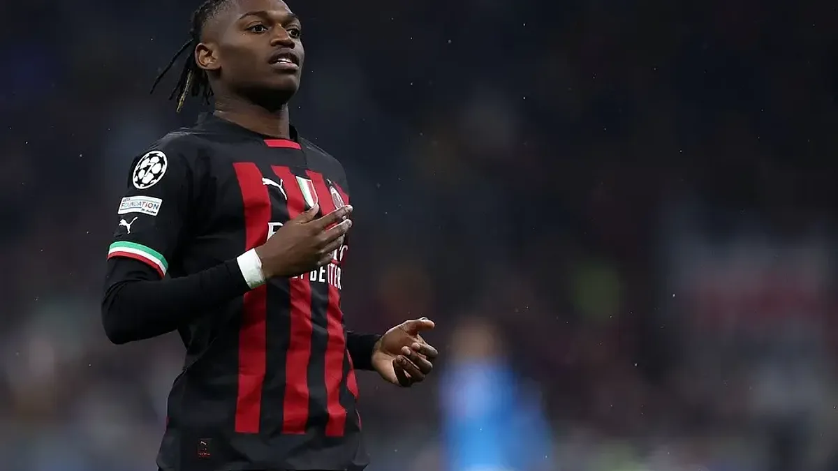Rafael Leão na zakręcie: czy AC Milan pożegna się z Portugalczykiem?