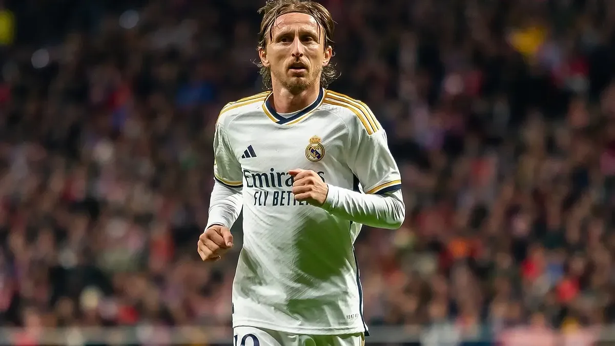 Modrić dyktuje warunki pozostania w Milanie