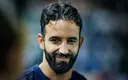 Milan planuje transfery: Mazraoui na radarze