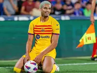 Atlético Madryt rozważa transfer Araújo z Barcelony