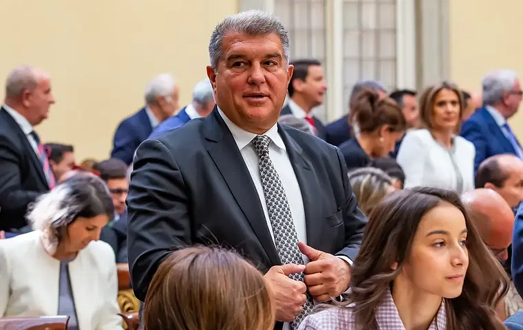 Barcelona ostrożna na rynku: Laporta o ograniczeniach transferowych