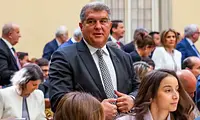 Barcelona ostrożna na rynku: Laporta o ograniczeniach transferowych