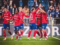 Raków Częstochowa pewnie pokonuje Koronę Kielce
