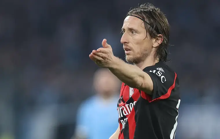 Milan bez Modricia w kluczowym momencie — złamana kość policzkowa