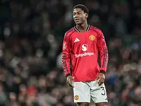 Kobbie Mainoo na dłużej w Manchesterze United — kontrakt do 2031 roku