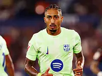 Barcelona planuje sprzedaż Raphinhi – zainteresowanie z Arabii Saudyjskiej