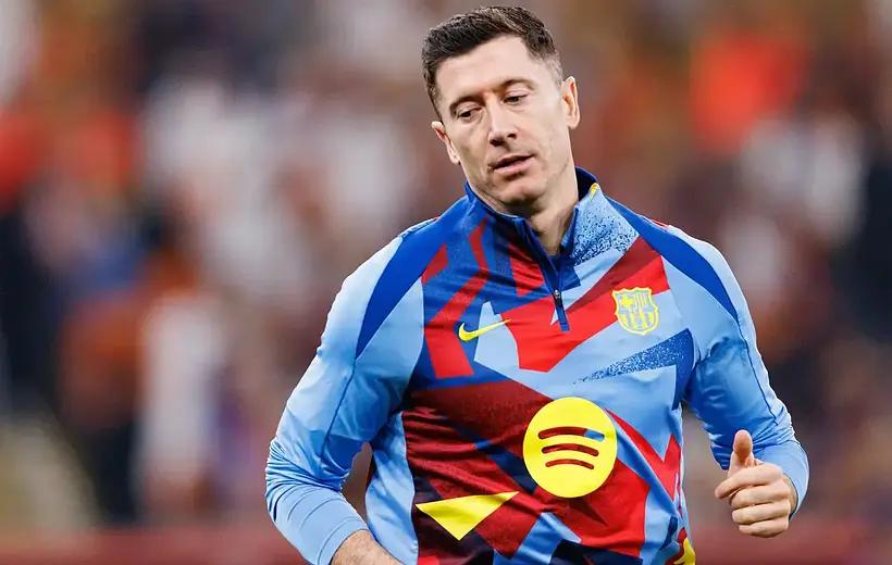 Robert Lewandowski rozważa odejście z Barcelony. Arabia Saudyjska na horyzoncie