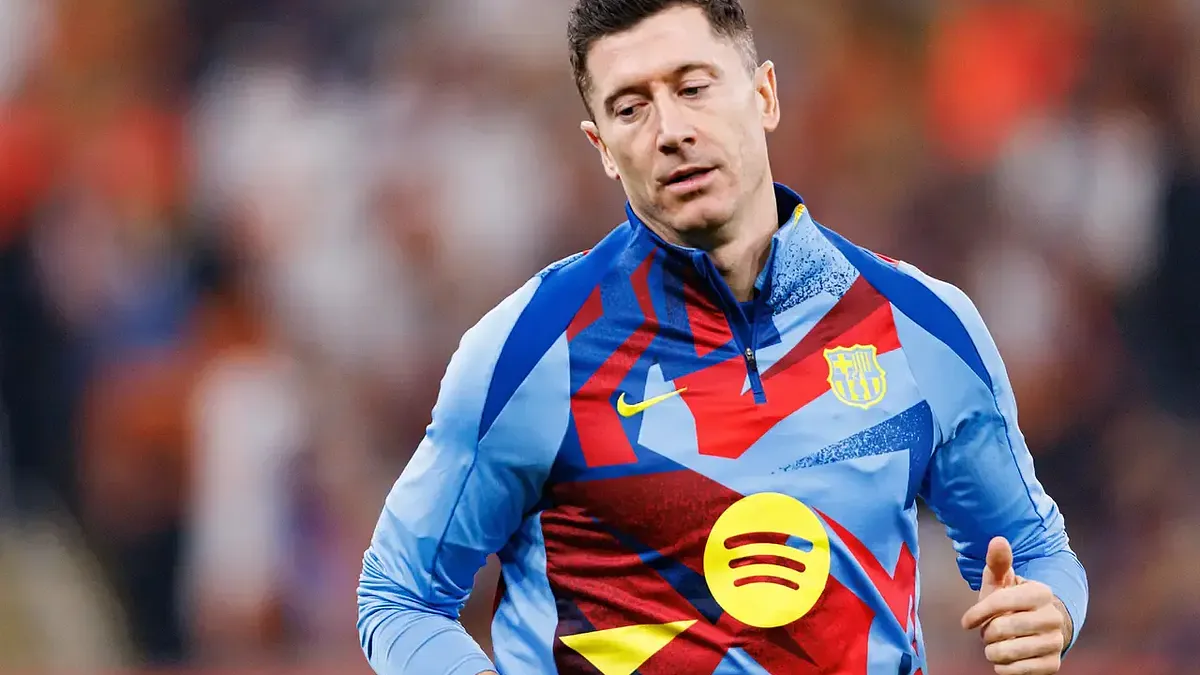 Lewandowski na rozdrożu: Barcelona czy AC Milan?