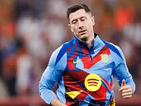 Lewandowski na rozdrożu: Barcelona czy AC Milan?