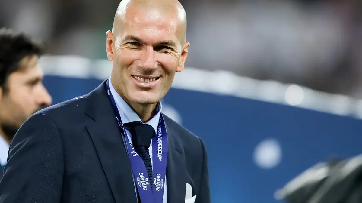Real Madryt rozważa powrót Zidane'a, Deschampsa lub Mourinho