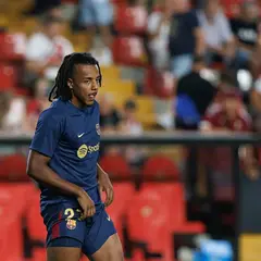 Koundé zostaje w Barcelonie, Bayern bez transferu