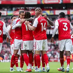 Arsenal mistrzem po 22 latach: wielkie świętowanie w Londynie