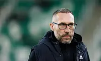 Legia walczy o Europę: Pożegnania i niepewne kontrakty przed meczem z Motorem